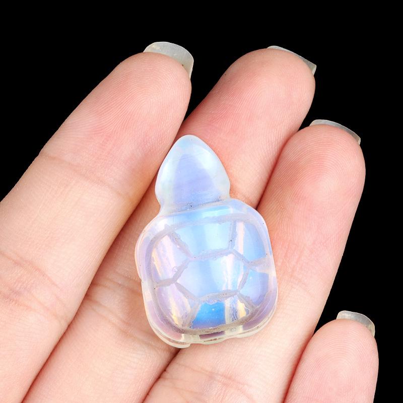 Turtle Crystal Agate Miniature: Hand-Carved Semi-Precious Stone Ornament