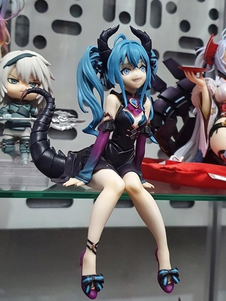 Hatsune Miku Noodle Stopper Figure Villain Ver.