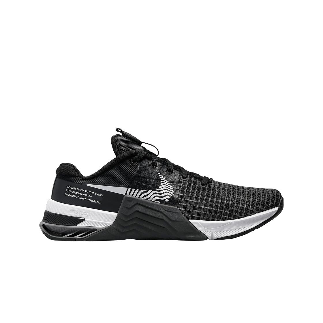 

Женские кроссовки Nike Metcon 8 Black White DO9327-001
