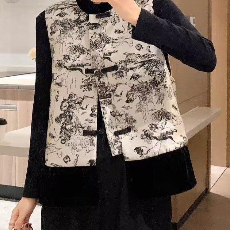 Retro Chinese Style Waistcoat Female National Style Waistcoat Temperament Western Style Fashion Embroidered Disc Buckle Waistcoat