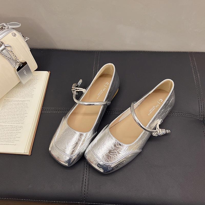 New Square Head Shallow Mouth Single Shoes Spring and Autumn Fashion French Versatile Soft Sole Retro Doudou Mary Jane Shoes Small Leather Shoes