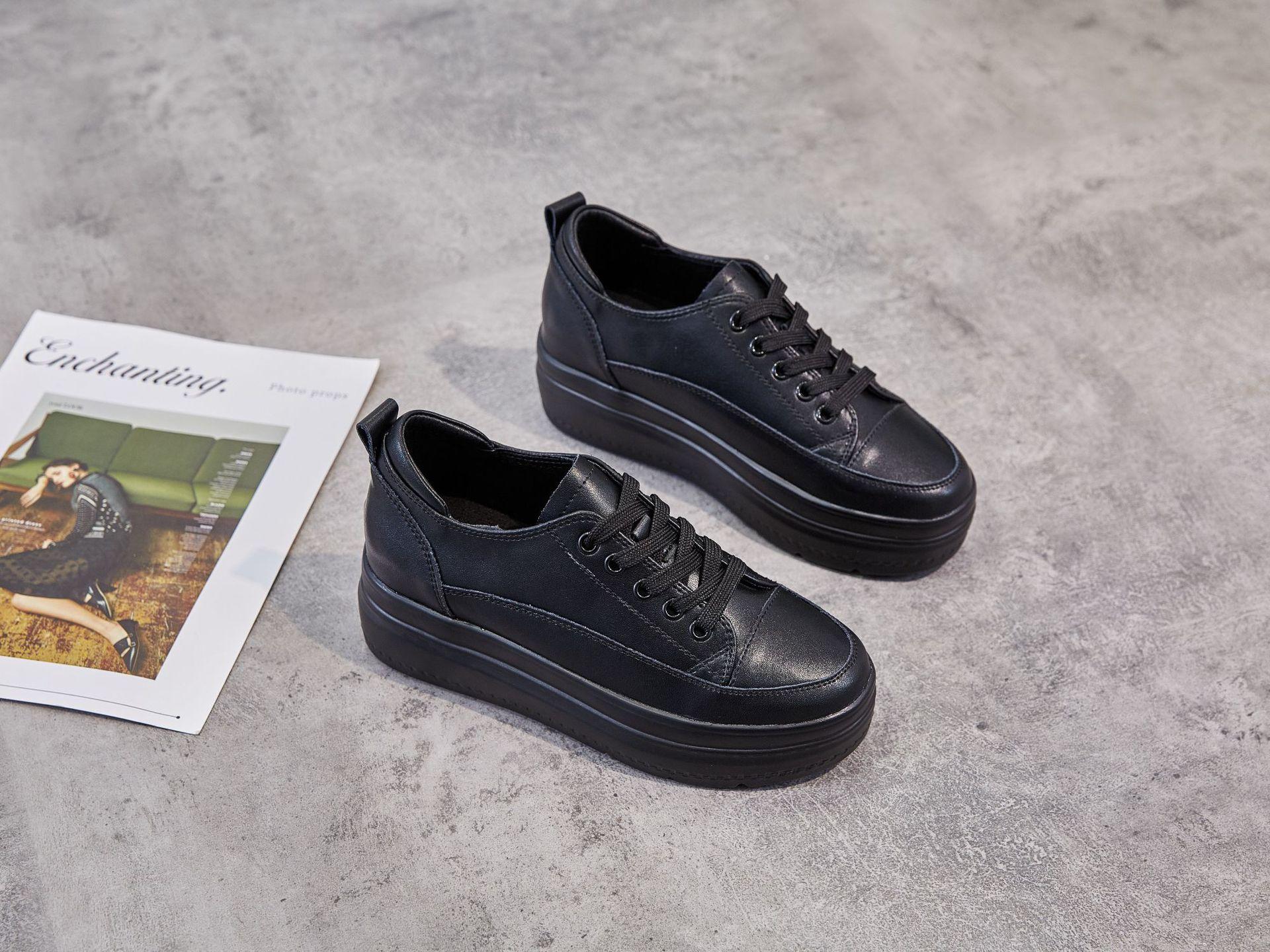 

Повседневная обувь из натуральной кожи белого цвета, женские кроссовки на платформе, черные вулканизированные туфли, летние удобные туфли на плоской подошве для женщин, внутреннее увеличение 40 чёрный