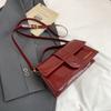 2025 Summer European and American Retro Portable Small Square Bag New Shoulder Bag Fashion Literary Messenger Bag Women