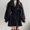 Cappotto da abito retrò retrò di inizio autunno, ampia fascia larga in vita, manica a lanterna sottile, piccolo cappotto in tweed da donna