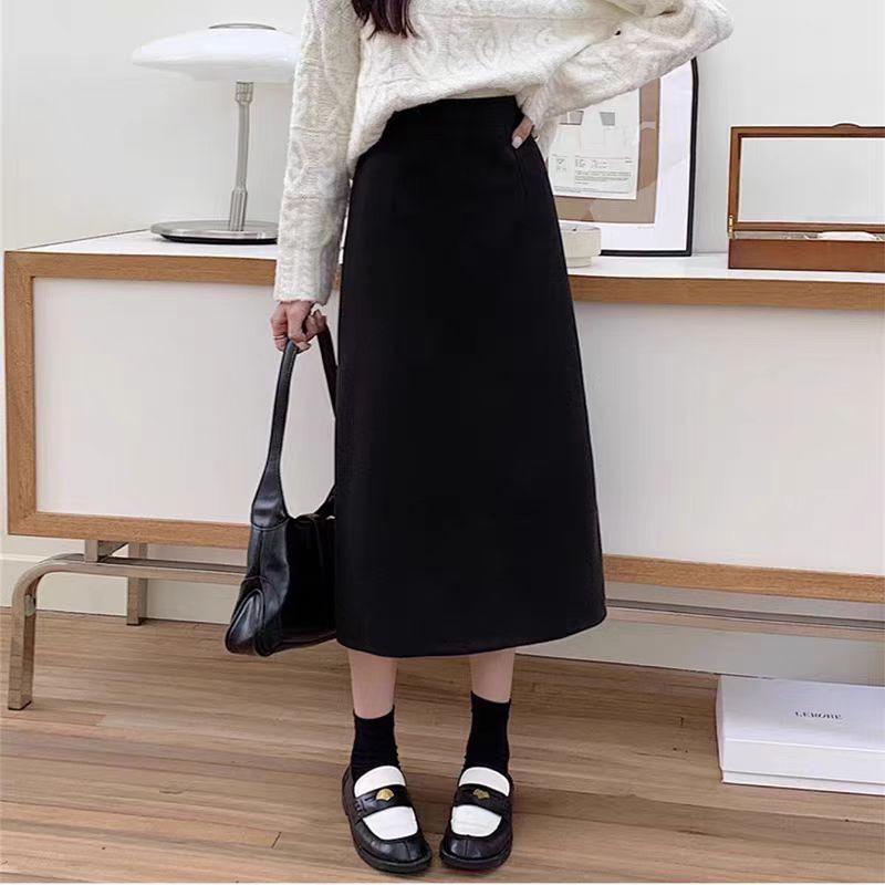 2025 Autumn/Winter Plus Size High-Waisted Slimming Bodycon Skirt with Slit for Women