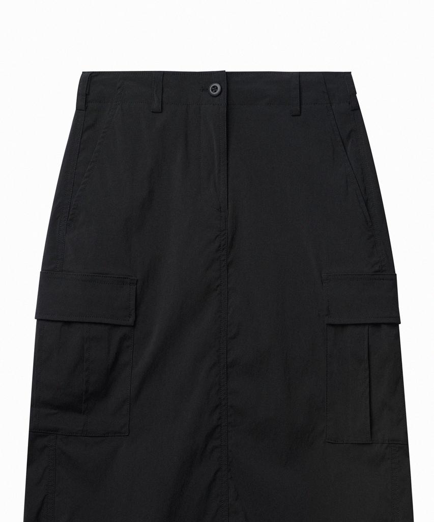 Musinsa Standard Woman Women'S Cargo Maxi Skirt [Black]