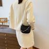 2025 Spring Fashion Versatile Commuter Small Bag Women's Solid Color Premium Textured Chain Crossbody Bag One Shoulder Saddle Bag