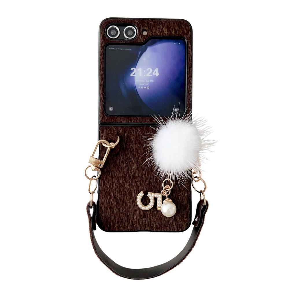 Capa de Celular Samsung Z Flip Pelo de Vison com Bola de Pelúcia DIY para Modelos 3-7