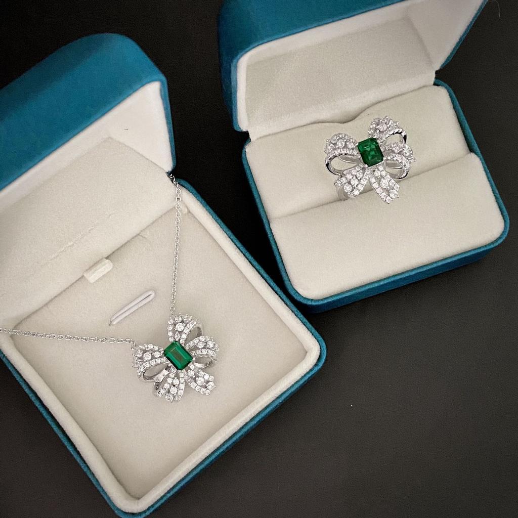 Tancise bižutéria luxusný motýľový náhrdelník Lab emerald náhrdelník prívesok