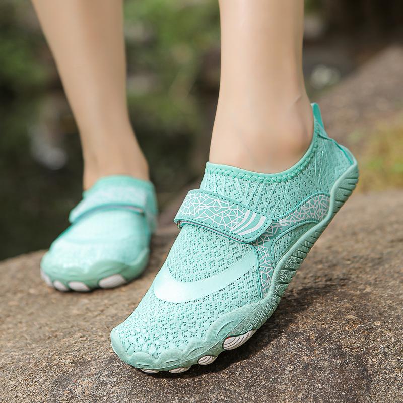 Mens Water Shoes Quick Dry Aqua Shoes for Women Breathable Beach Walking Shoes Light Non Slip Water Sports Shoes Wading Sneakers