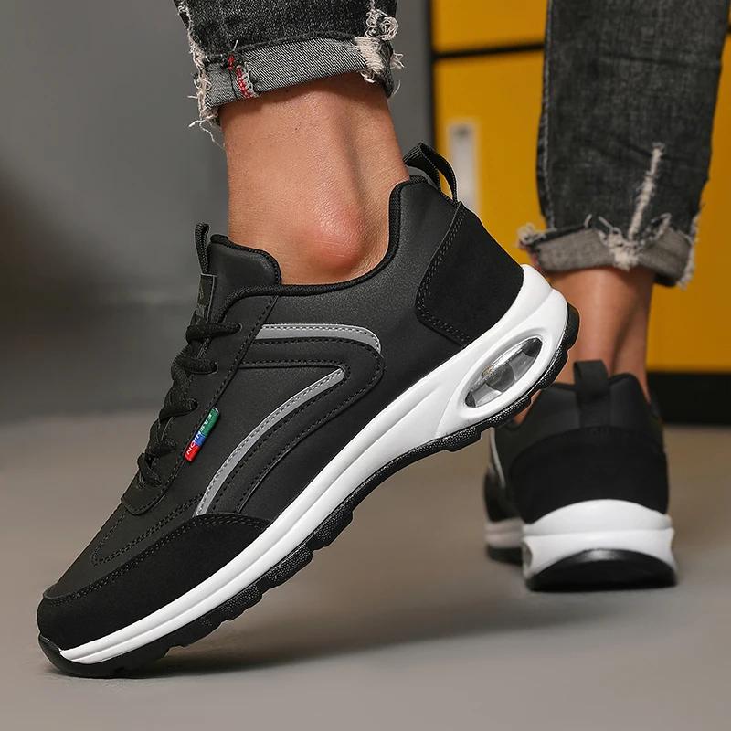 Men's Outdoor Hiking Shoes Fashionable Avant Garde Camping Jogging Shoes New Trendy Luxurious in Design Waterproof Work Sneakers