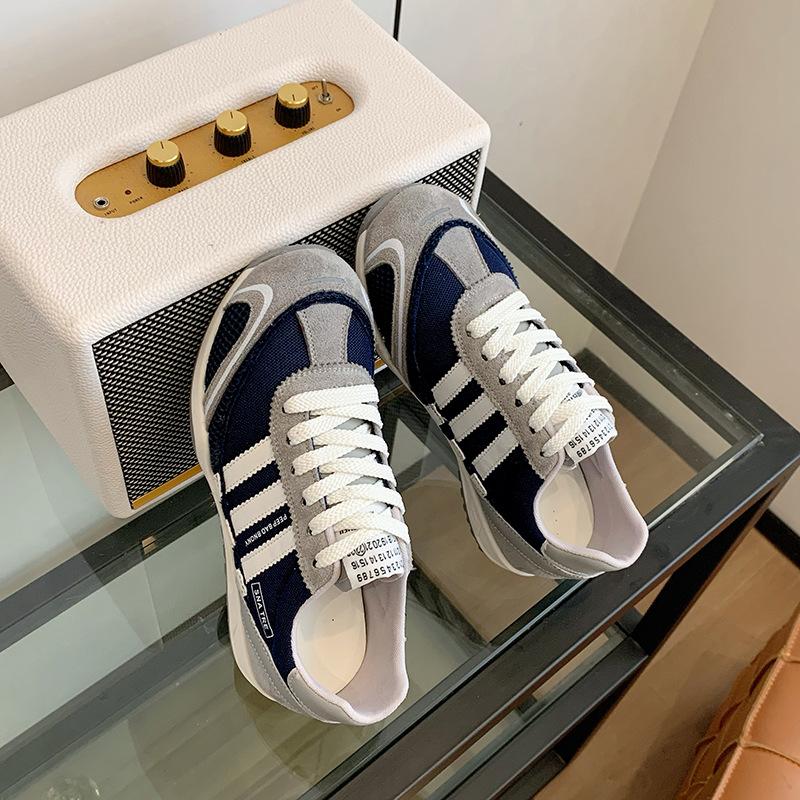 

European niche design sense increases internal height German training shoes women s 2025 summer color matching breathable retro casual 35 синий