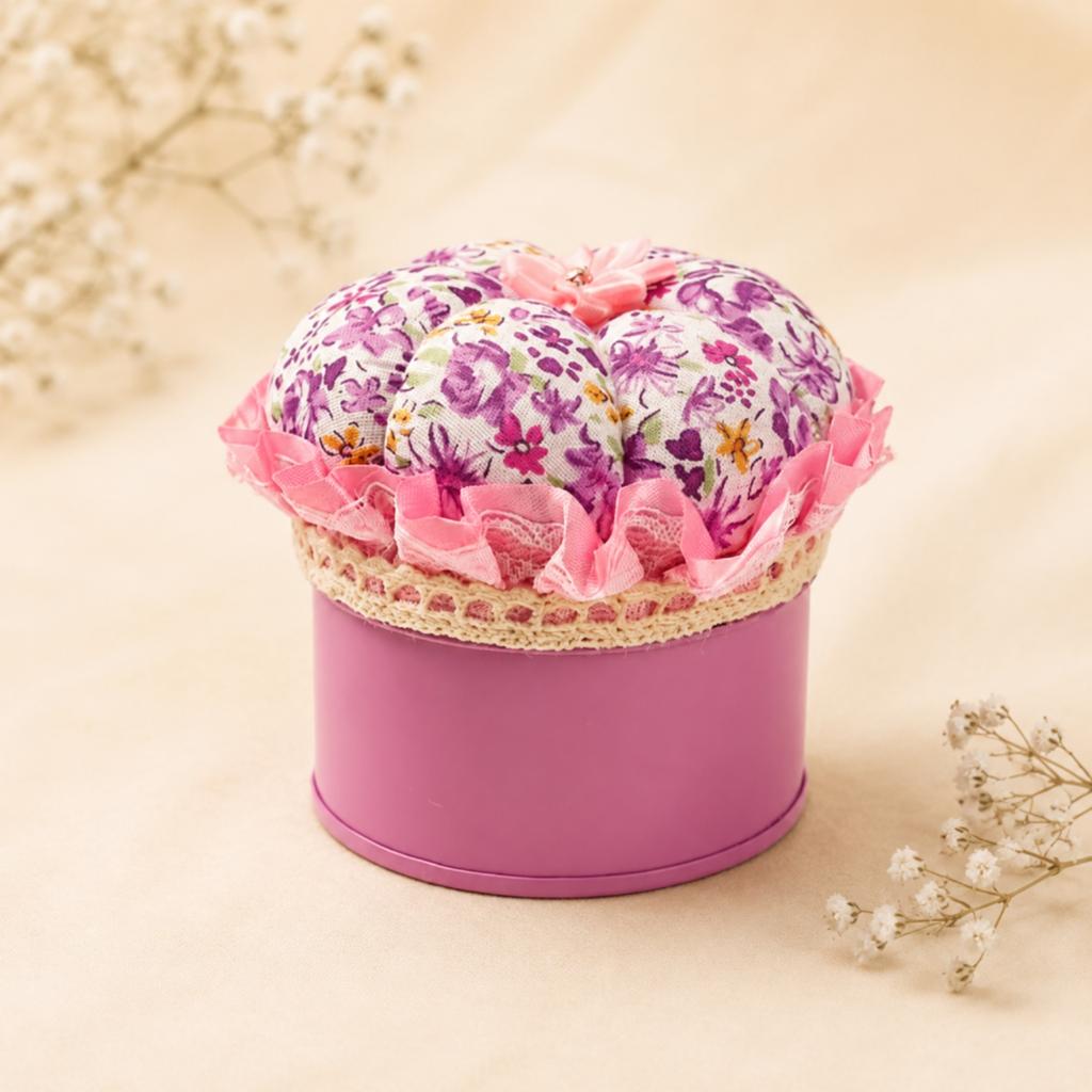 Pin Pad Storage Box DIY Tool Sewing Sewing Pin Holder Case Textile Pin Pad Tin Handmade Design Round Pin Holder Box for Sewers