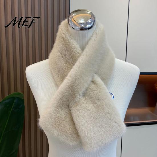 Skin Friendly Plush Neck Scarf Women Faux Fur Scarf, Winter Warmer for Cold Weather, Short Collar Scarves, Soft Imitation Mink & Not Bulky,