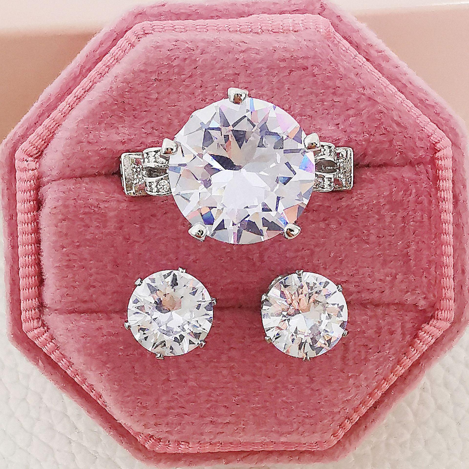 

Европейский и американский классический набор серег-колец - Нишевый дизайн для женщин Size 10 белый