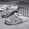Fashion UMale and Female Summer Beach Sandals Leisure Garden Clogs Outdoor Wide Toe Cross Sandals Toe Caps Anti Slip Shower Slippers