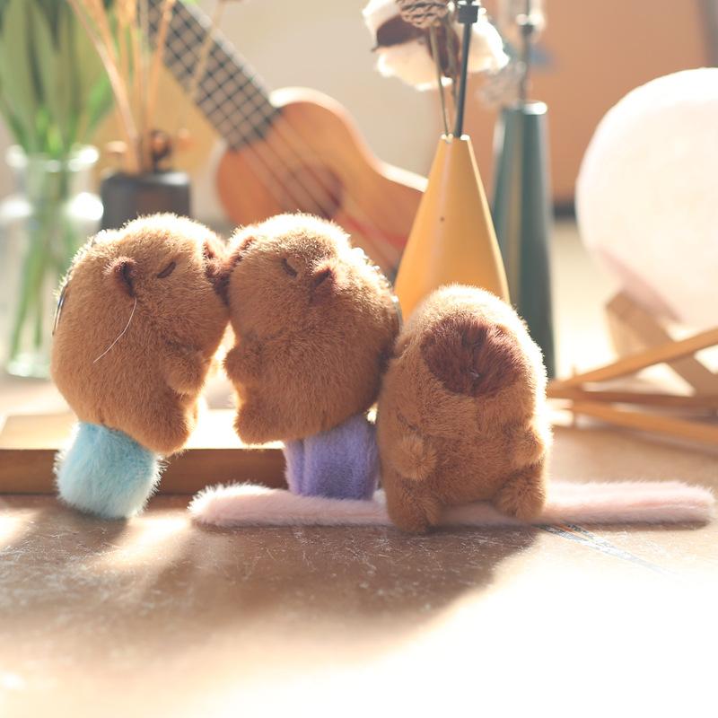 Милые Милые Штаны Капибары Маленький Кулон Плюшевая Игрушка Кукла Подвеска на Сумку Брелок Кукла 14cm