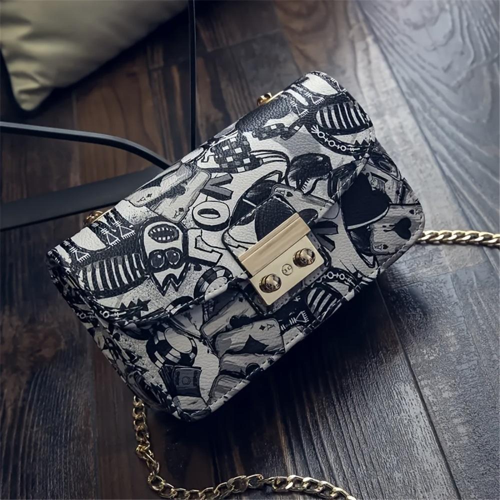 [Geometric Crossbody Bag] Vibrant Red/Black Women's Crossbody Bag - Geometric Pattern with LOVE Design, Chain Strap, Flap Closure, Crossbody Purse