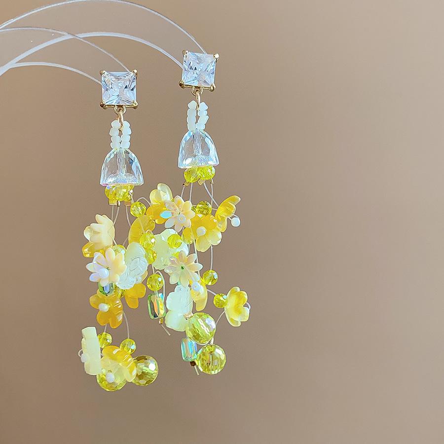 Mori Style Silver Needle Floral Glass Grape Tassel Earrings – Elegant High-End Design