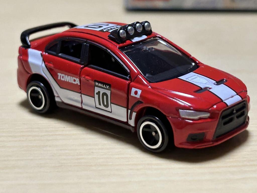 Tomica Mitsubishi Lancer Evolution X