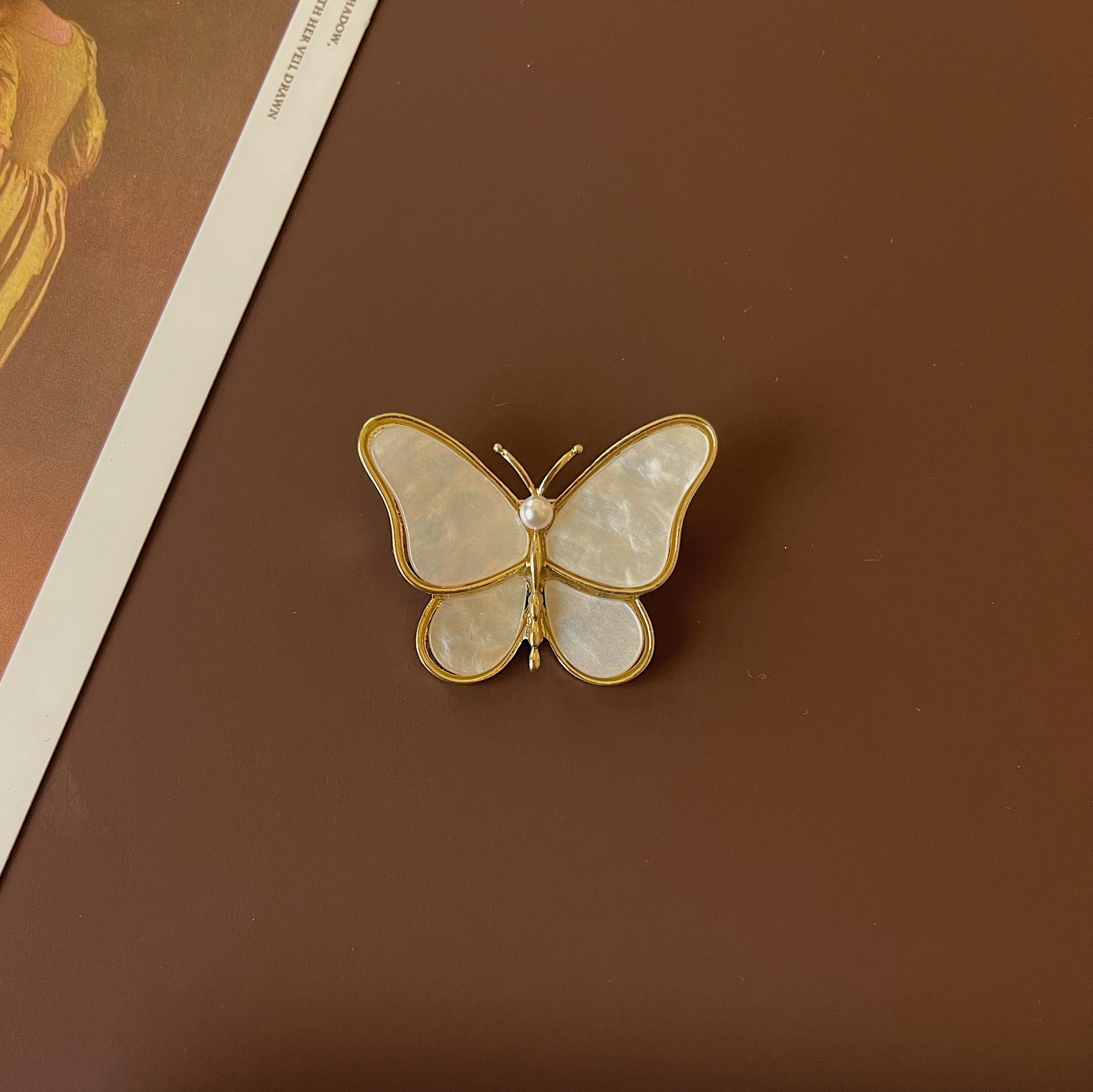 

Винтажные Классические Эмалевые Значки Броши в виде Цветка и Бабочки для Женщин и Мужчин, Изысканные Ретро Барочные Значки, Нагрудные Значки, Унисекс Аксессуары