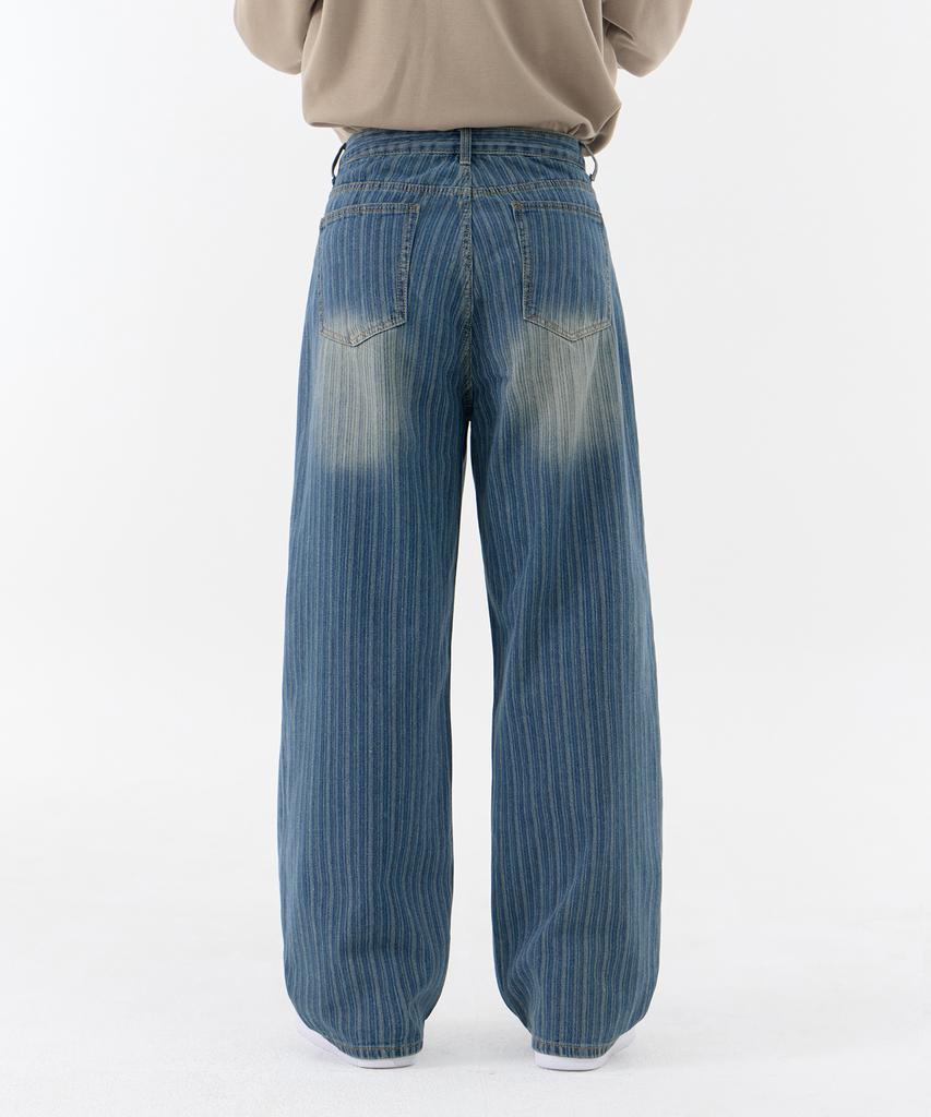 Akeusi Loose Textured Stripe Balloon Fit Wide Denim Pants Unisex (Medium Blue)