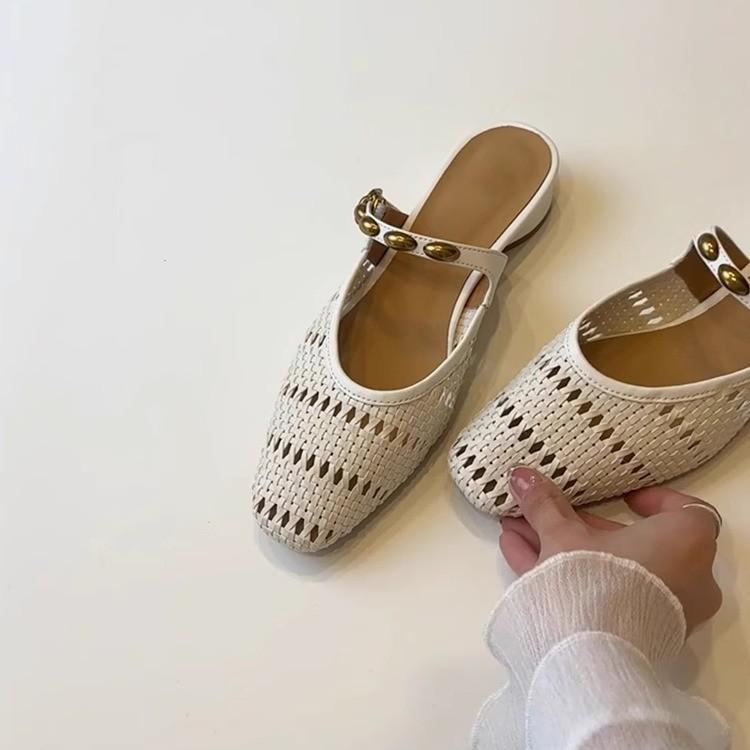 Self-kept version~ Gentle and versatile low-heeled woven toe shoes women's French metal one-word belt hollow and breathable, half slippers