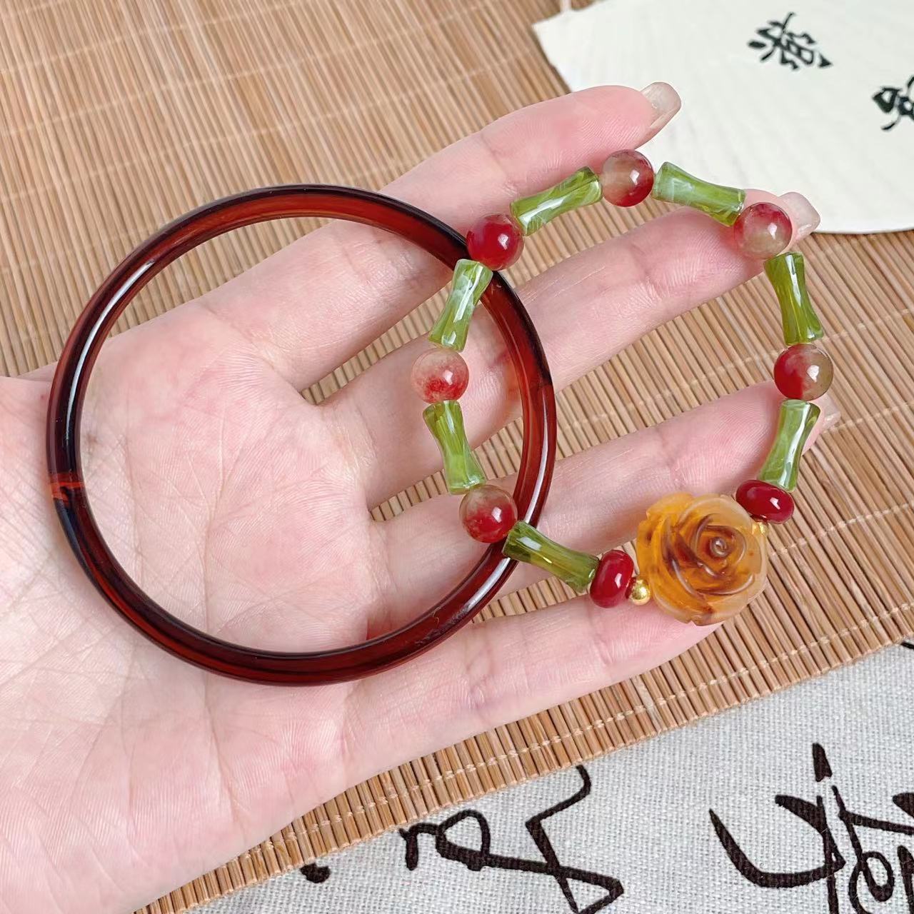 

Роскошный браслет из бамбуковых бусин ручной работы в ретро-стиле для женщин, классические шикарные украшения из смолы