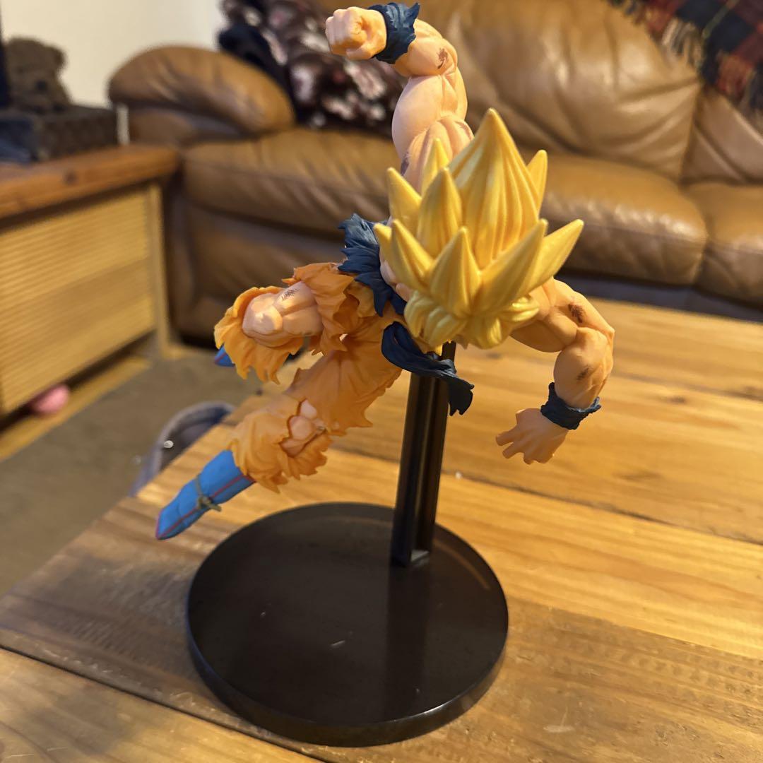 

[USED] Super Saiyan God SS Son Goku Figure