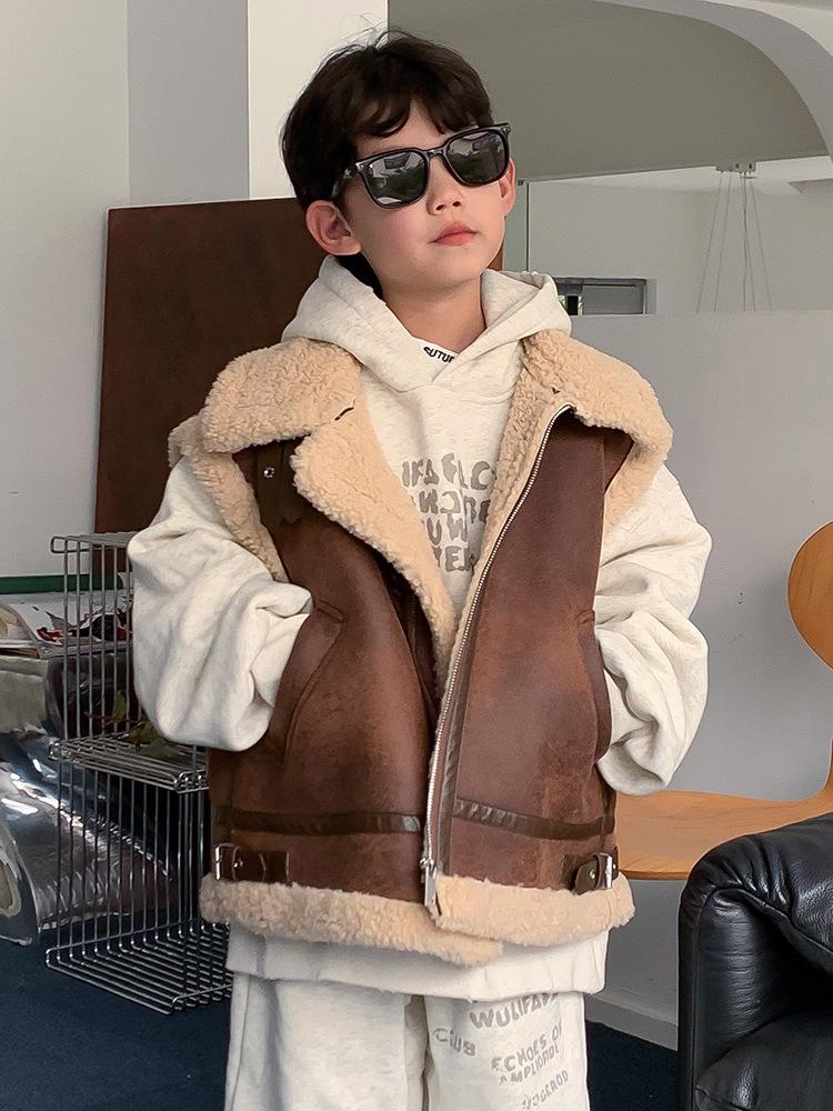 Boys' Retro Lambswool Vest - 2024 Winter Korean Style Warm Sleeveless Jacket for Small and Medium Children