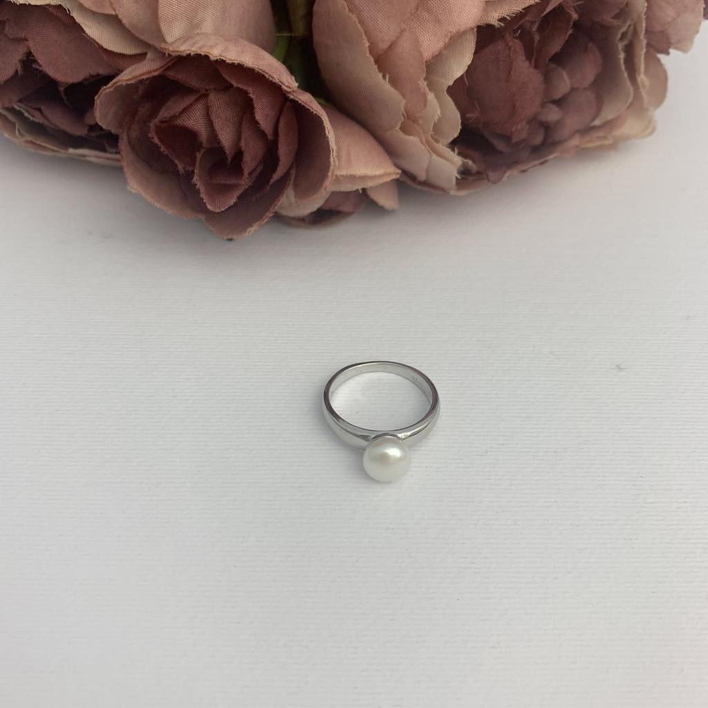 Silver Ring with Natural Pearls (2081555)