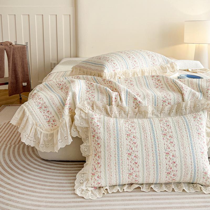 Korean Style Thickened All-Cotton Lace Bedspread Set (1.8m)