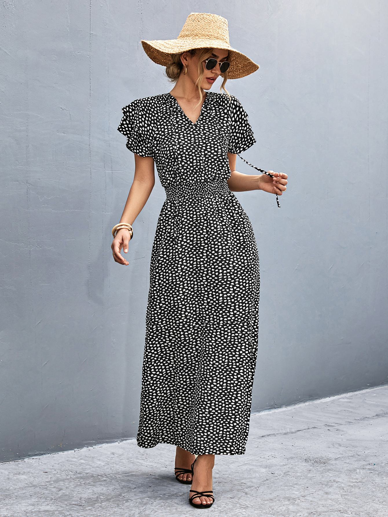 

Новое поступление 2023 года: платье с V-образным вырезом, шнуровкой и разрезом для европейского и американского рынков. L чёрный