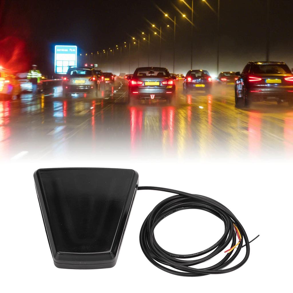 Light Flashing Strobe LED Tail Brake Lights Car LED Flashing Brake Lights Driving Warning F1 Style 10W1.5A Universal Modification