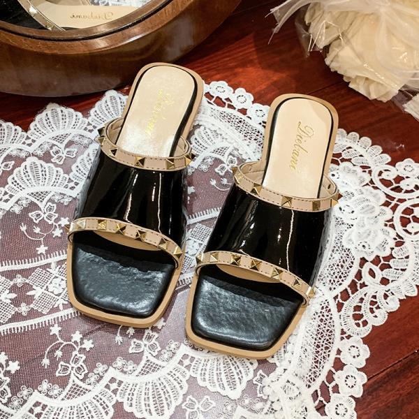 Fashion Shoes Big Size Slippers Casual Slides Rivet Slipers Women Luxury Soft Flat 2025 Fashion Rivet Slippers Soft Flat Shoes Female Lu