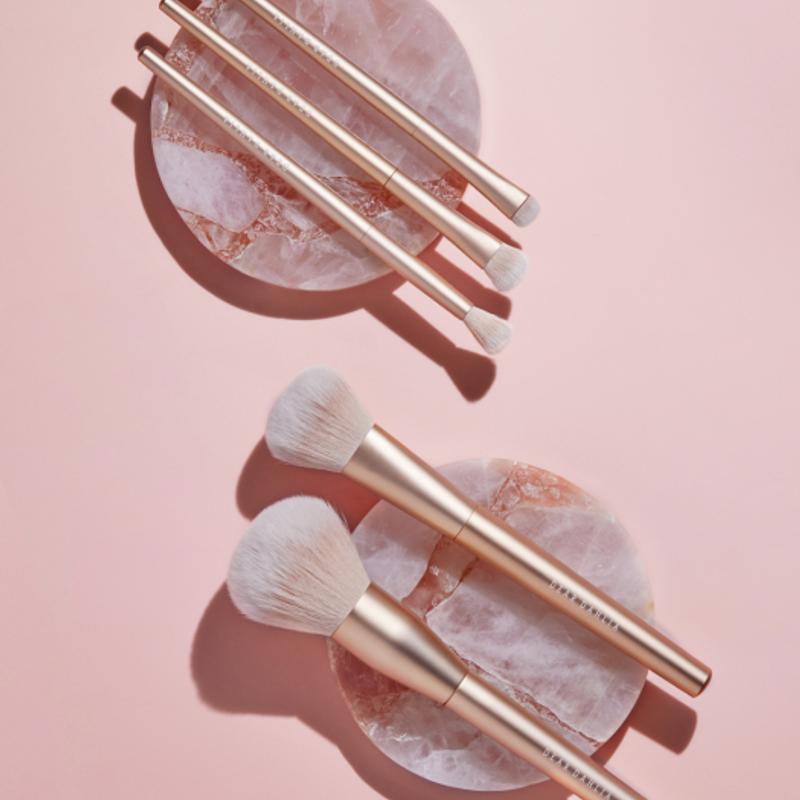 

Blooming Edition Pro Petal Brush Collection