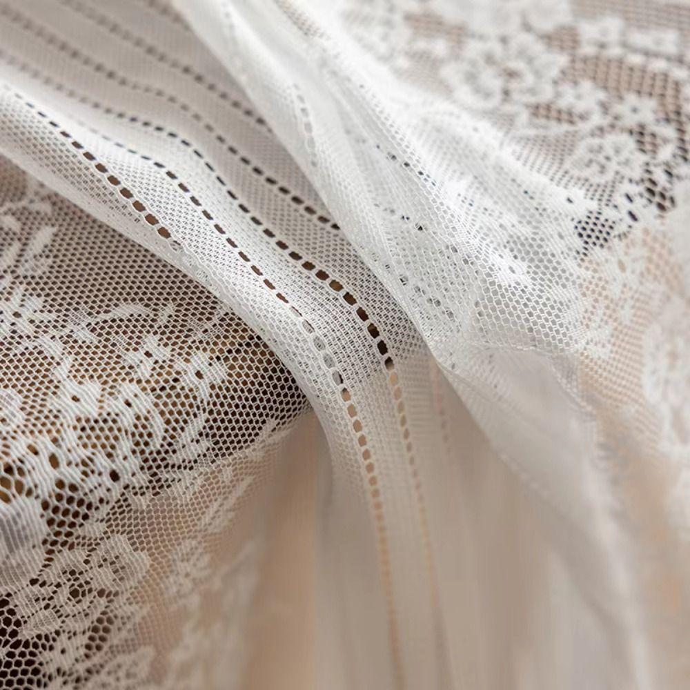 Semi-Sheer Lace Jacquard Table Runner Hollowed Out Rectangular Lace Tablecloth Kitchen