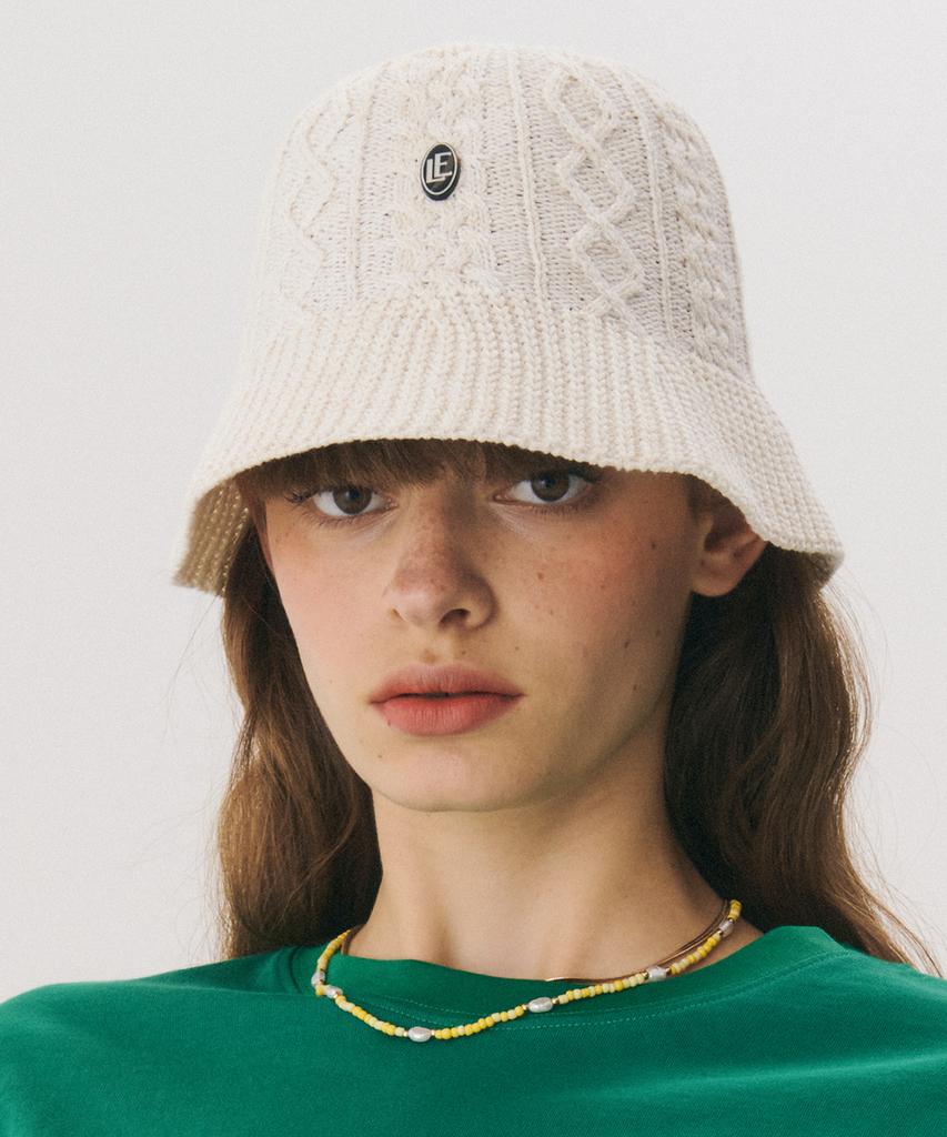TRIP LE SENS Le Logo Summer Knit Bucket Hat_White