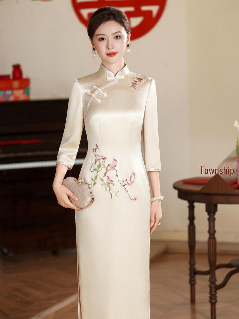 Elegant Mother-in-Law Wedding Cheongsam, 2025 Edition: Versatile and Noble Dress for Daily Wear.