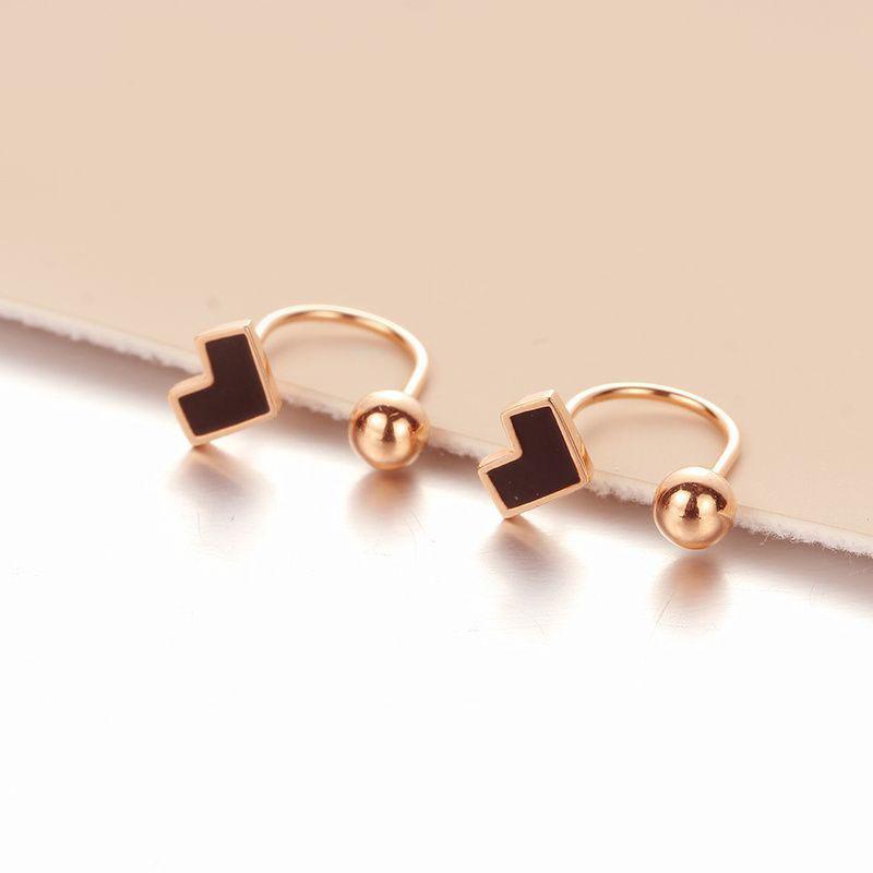 Exquisite Russian 585 Purple Gold Black Heart Stud Earrings Light Luxury Compact Rose Gold Plated Love Screw Earrings (rose gold plated pair)
