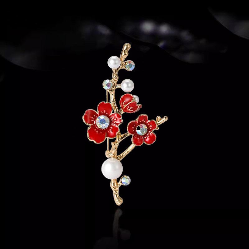 

Ретро-брошь в виде цветка сливы с эмалью, женственность, универсальный жемчужный корсаж, нишевый дизайн, булавка, аксессуары для костюма