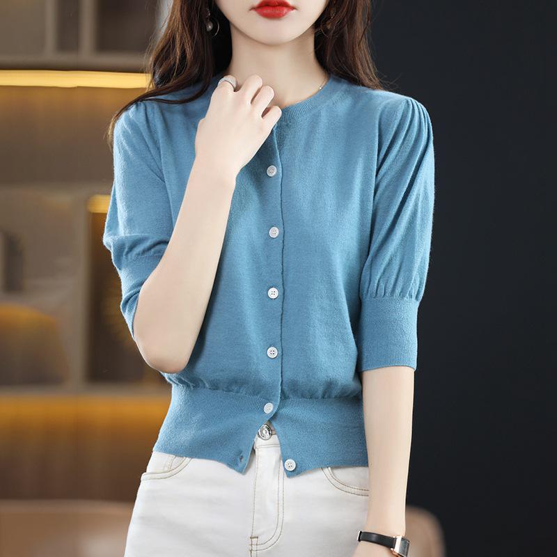 2023 Korean Style Women's Round Neck Knitwear Cardigan - Versatile, Stylish, Simple Loose Fit for Spring