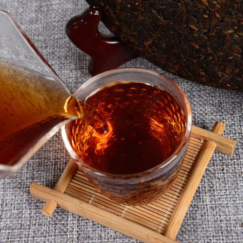 357g Spitzenschwarzer Tee Yunnan Pu-Erh-Tee Uralter Baum Pu-Erh Reifer Kuchen Gesundheitsfürsorge