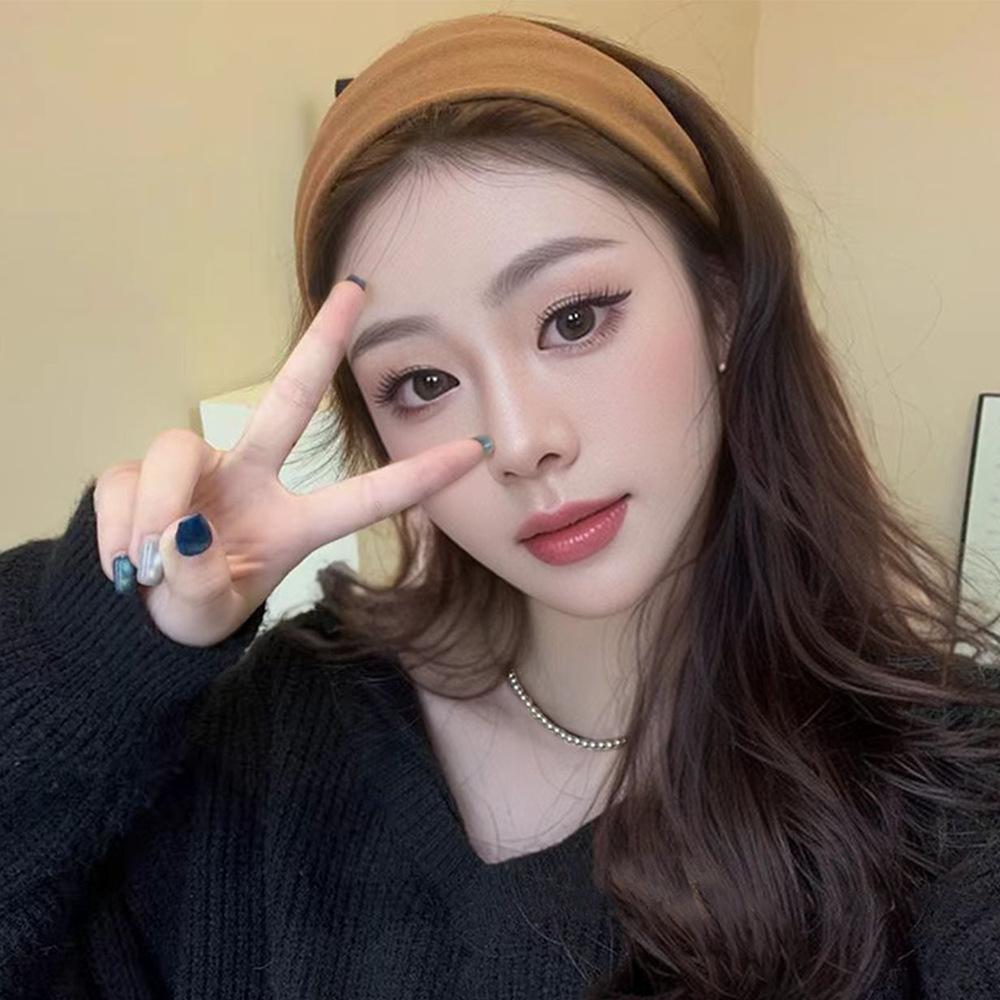 Autumn Winter Wide Velvet Headband for Women, Soft Plush High Crown Crush-Proof Hair Band Vintage Style