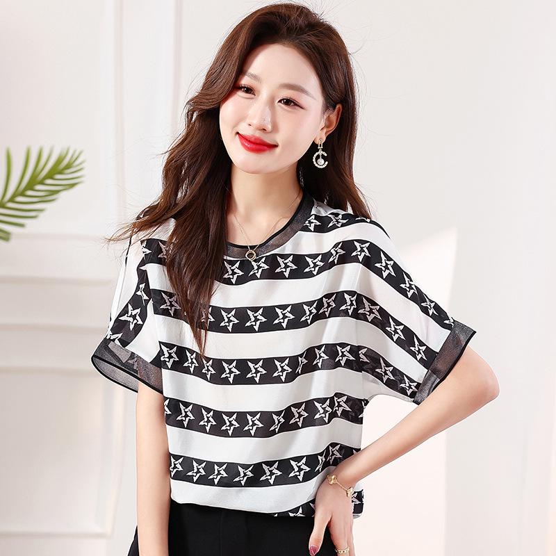 Women's Plus Size Striped Silk Short-Sleeve T-Shirt - 2024 Slimming Summer Fashion Top