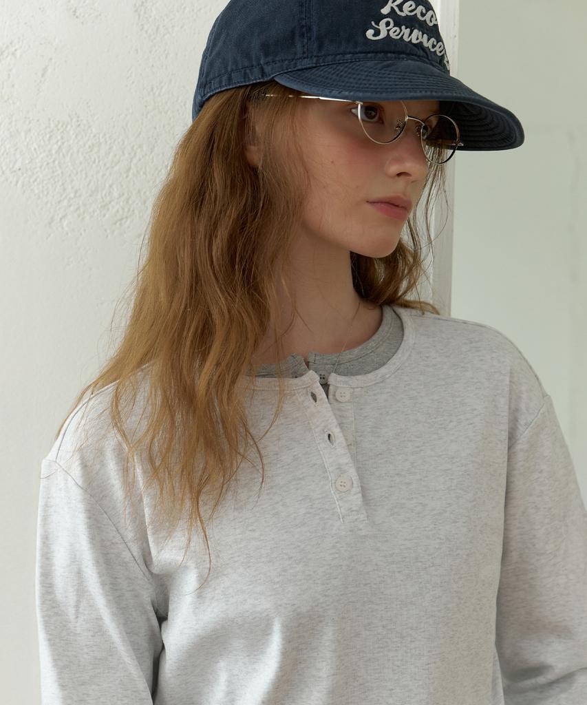 THEMITTEN Soil Henley T-Shirt (Melange Gray)