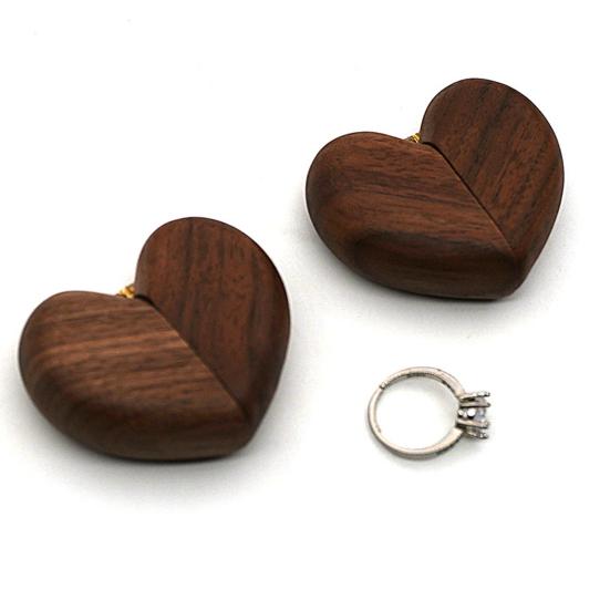 Yousheng Heart-shaped Ring Box Compact Size Portable Retro Style Wooden Proposal Wedding Ring Holder Jewelry Organizer