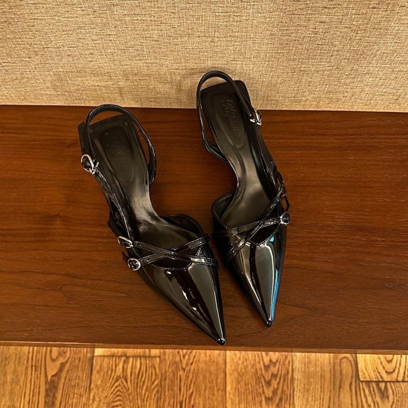 

Cool wind supermodel patent leather temperament Internet celebrity with pointed single shoes 2025 new royal sister French shallow mouth high heels 42 чорний