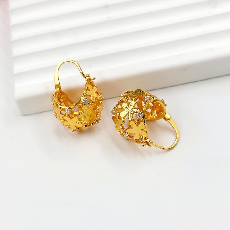 Design Luxury Fashion Earrings Geometric Zircon Basket Stud Earrings