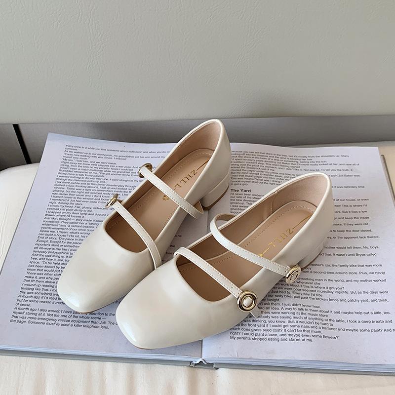 

Mary Jane women s single shoes college style word with thick heel single shoes widened and fattened large size women s shoes 45 абрикосовий